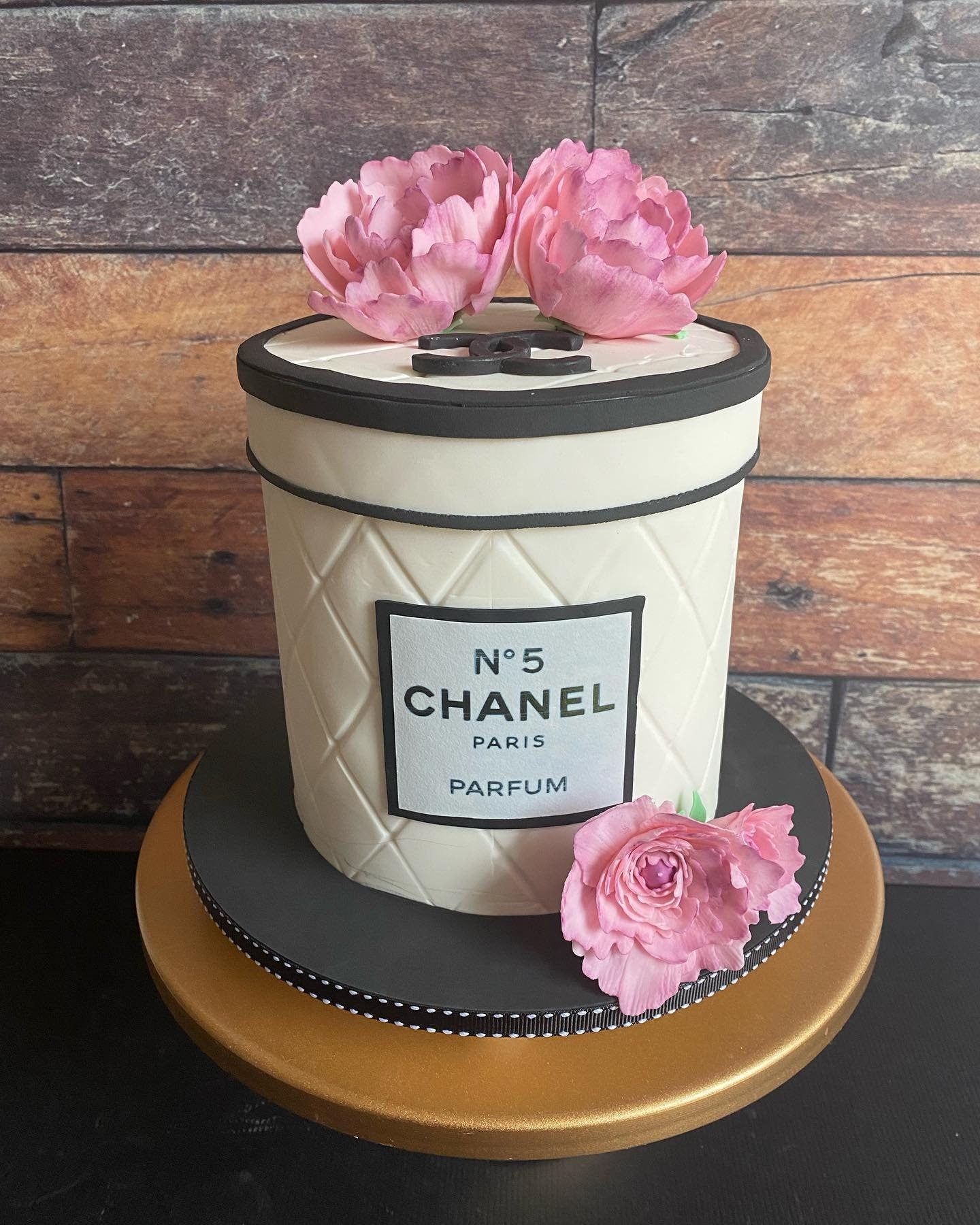 Floor to Ceiling Double Sided Photography Backdrop for Food, Product, & Flat Lay Photography. Come to the Flip Side with this DEAL!